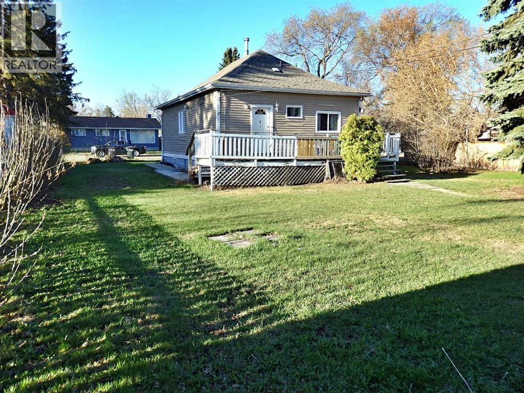 4812 51 Avenue — photo 3