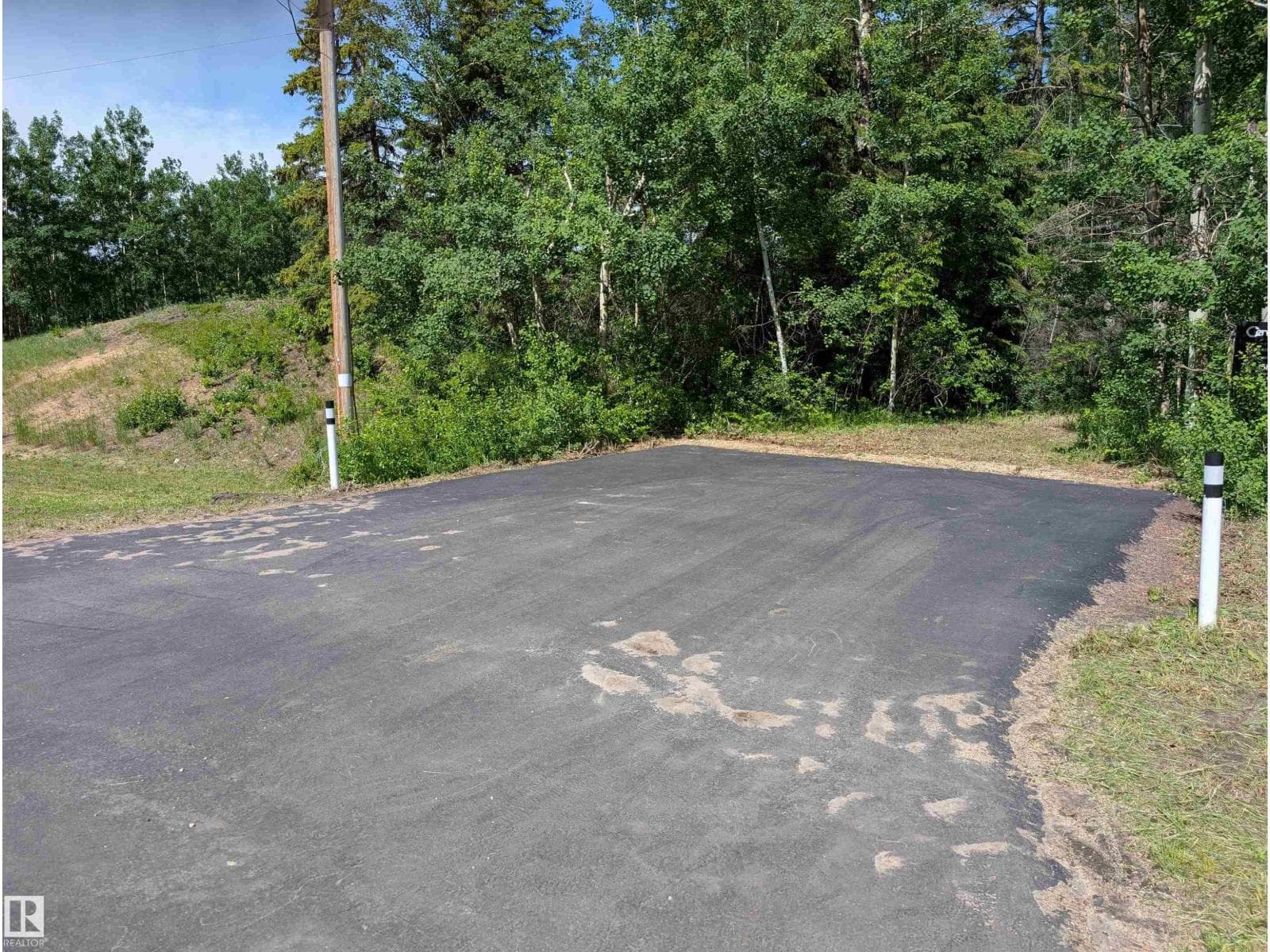 33 57108 Range Road 220