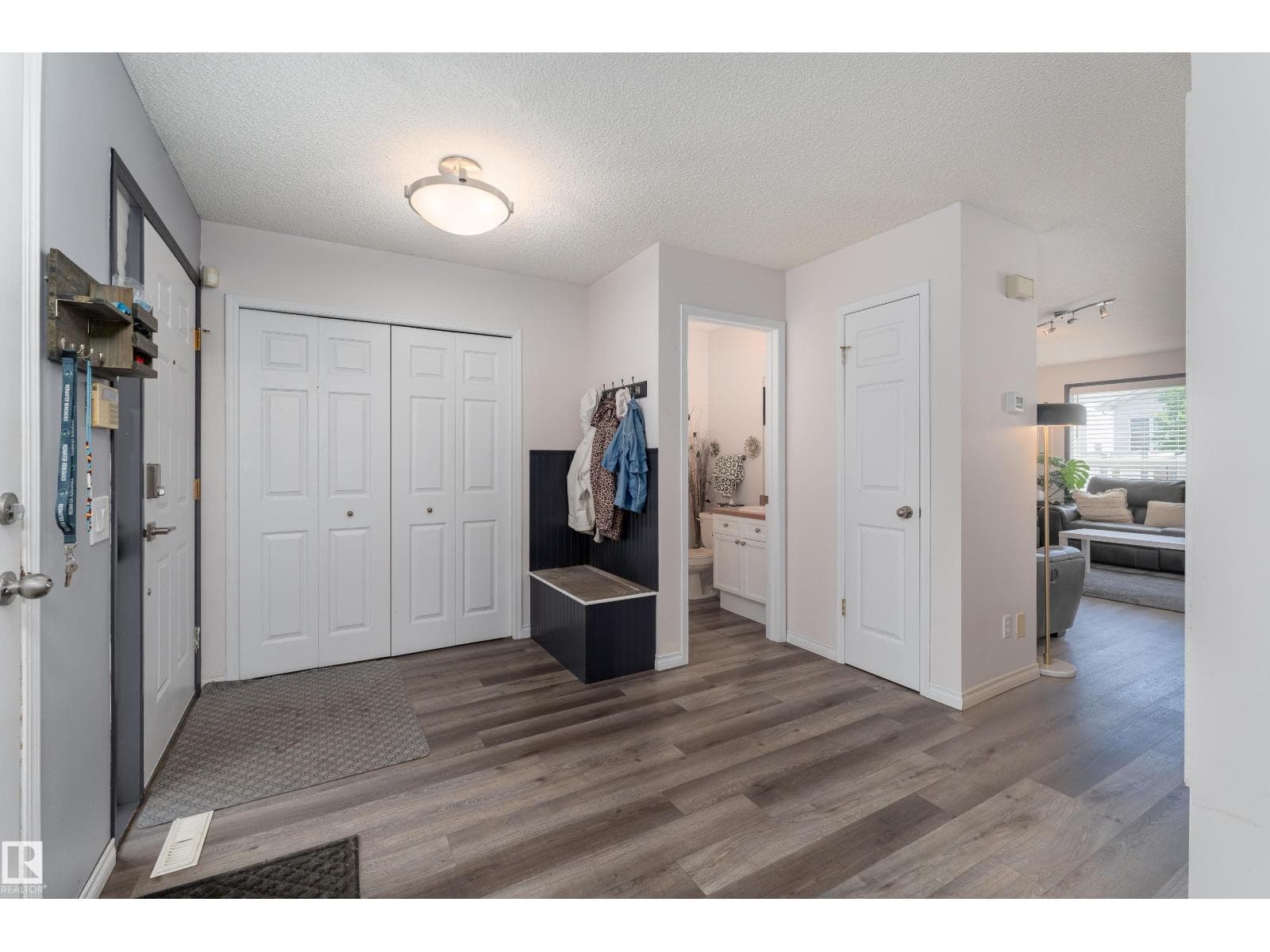 493 KLARVATTEN LAKE WD NW — photo 4