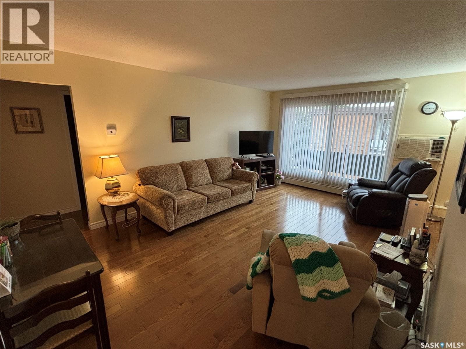 13 26 Shaw STREET — photo 2