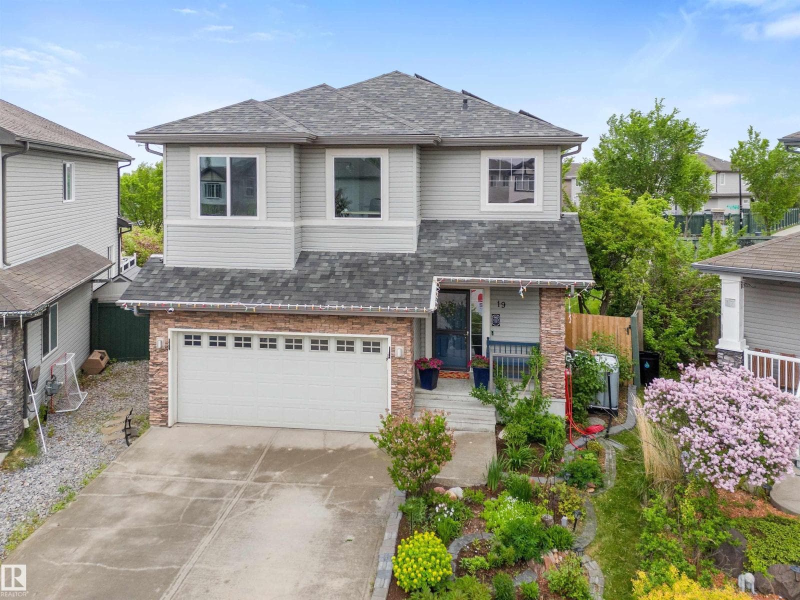 19 VICTOR CO — photo 4