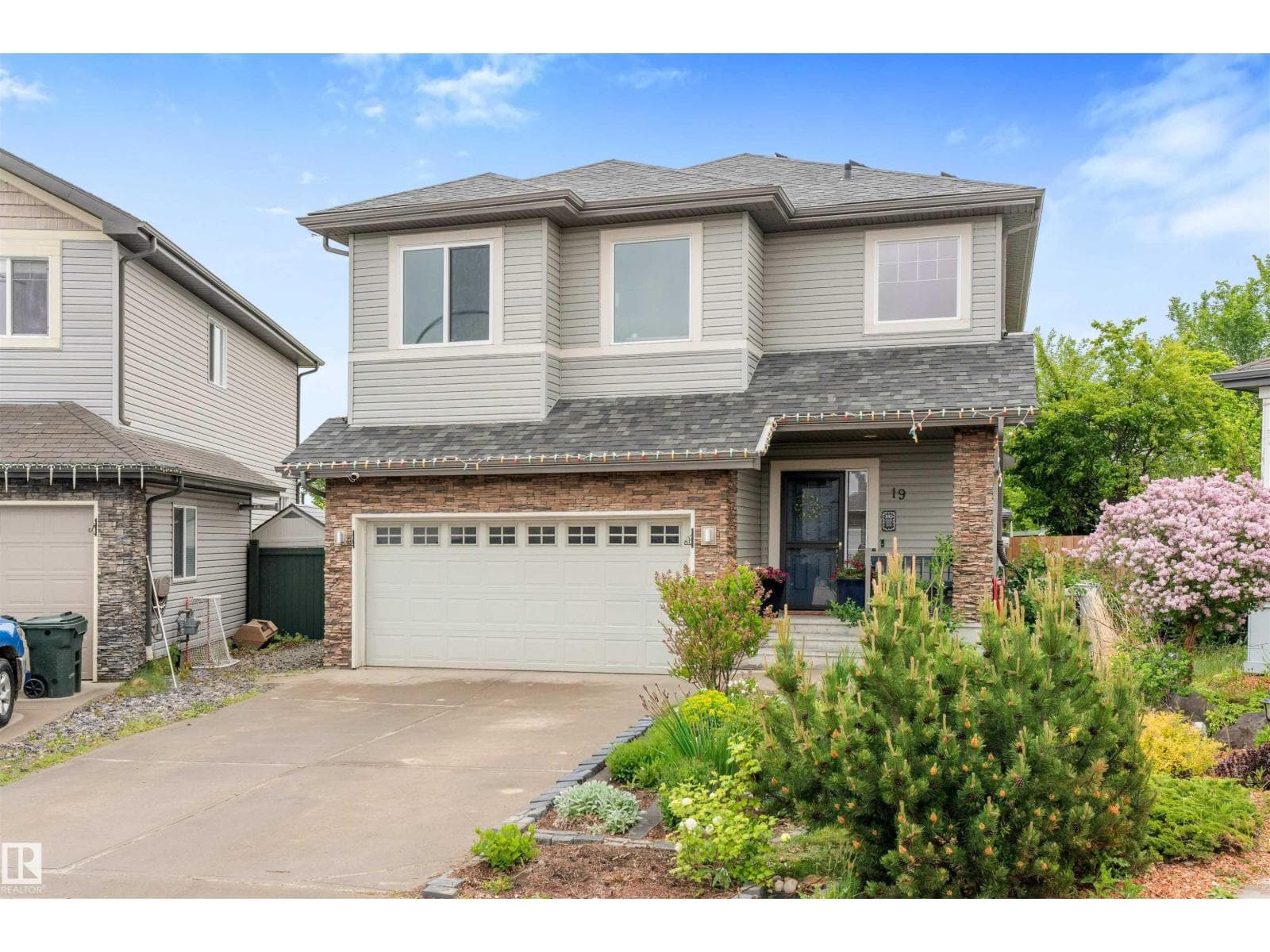 19 VICTOR CO — photo 3