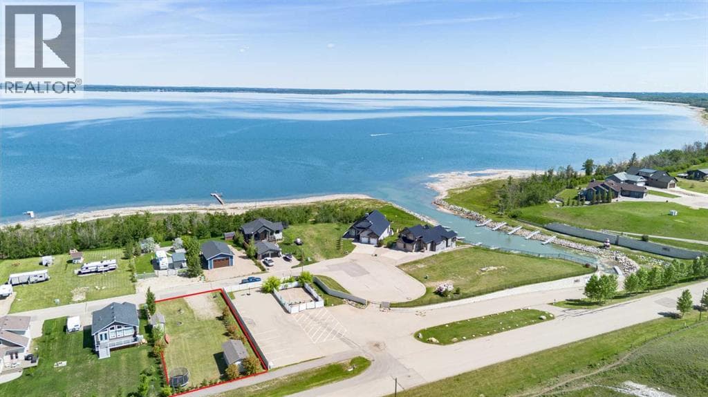 15 Marina Place — photo 4