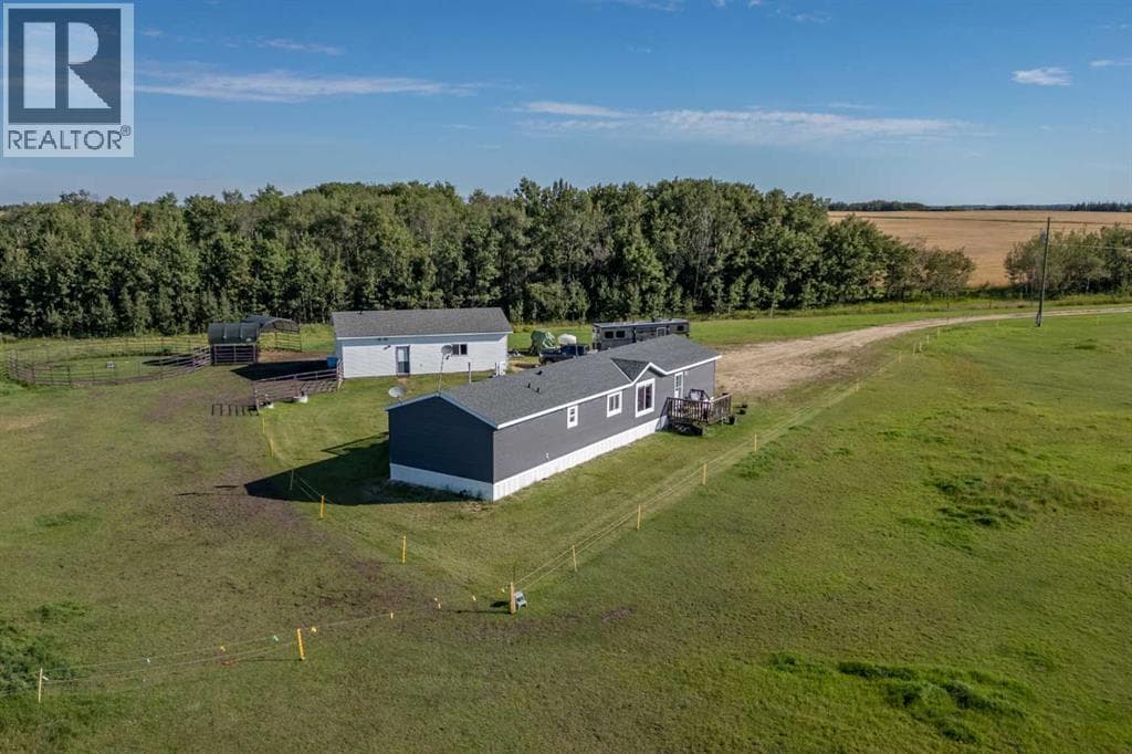 48040 Range 212 Road — photo 2