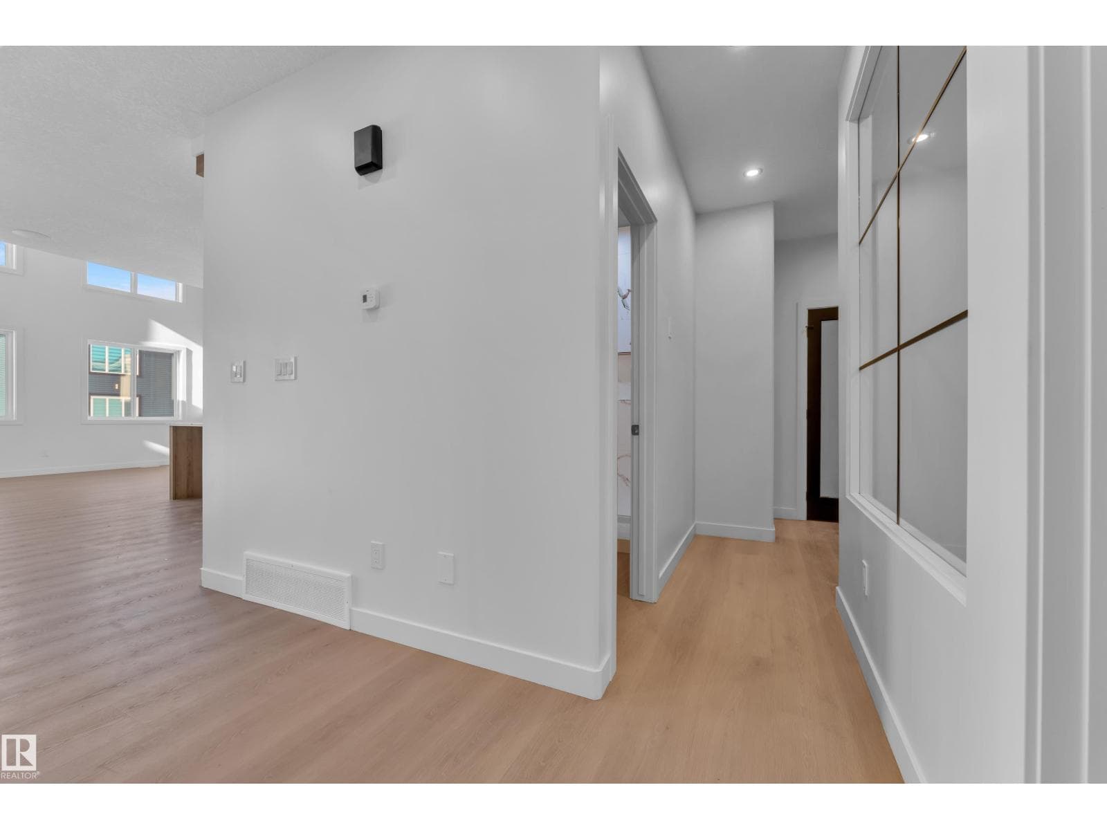99 ELDRIDGE PT — photo 3