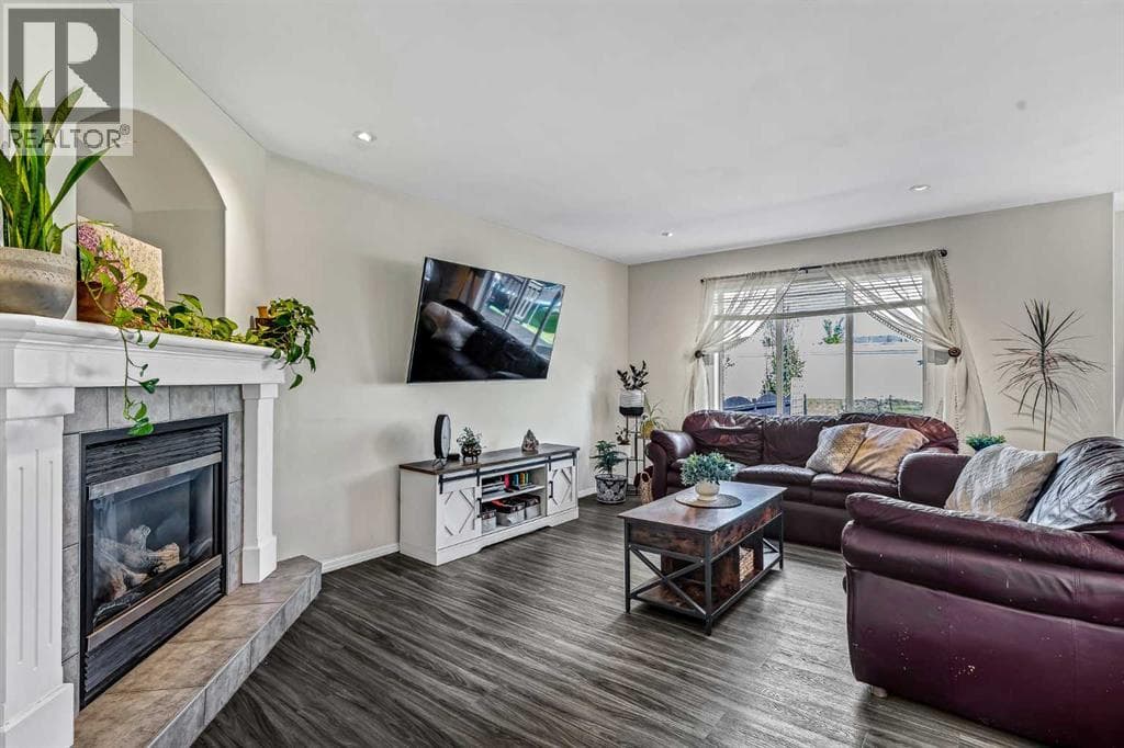 143 Silver Springs Way NW — photo 3