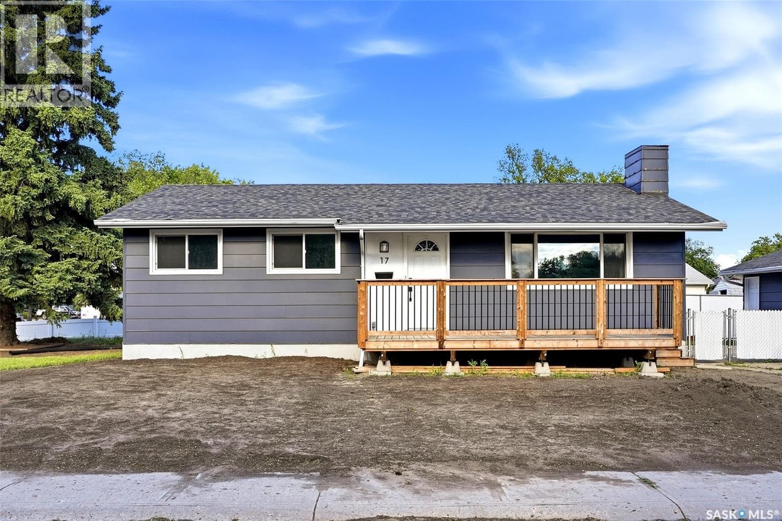 17 Willowview STREET