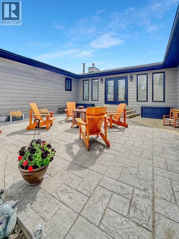 39 Ravine Drive — photo 2