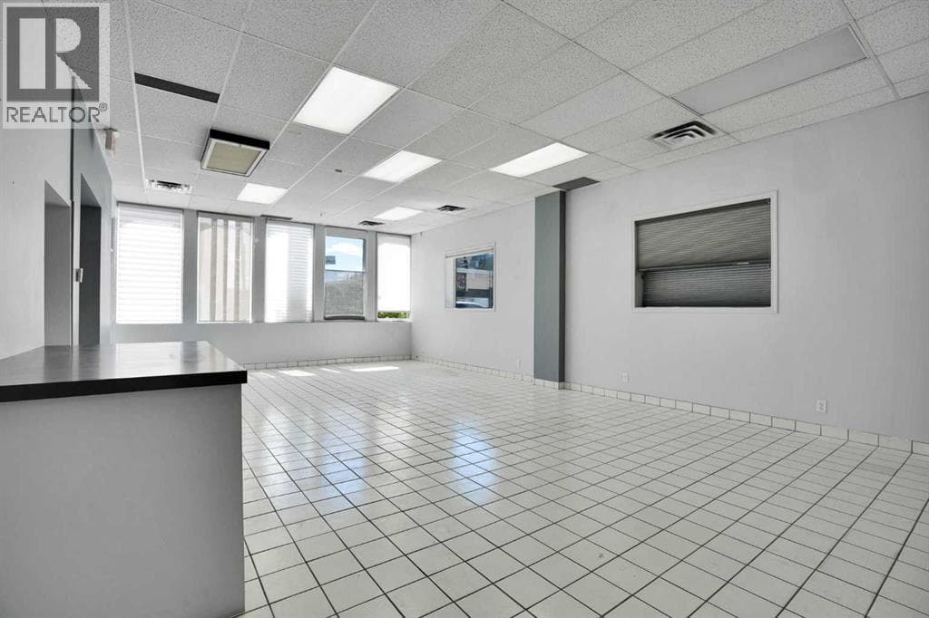 123 Any Avenue SW — photo 3