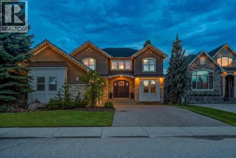 74 Discovery Ridge Heights SW — photo 2