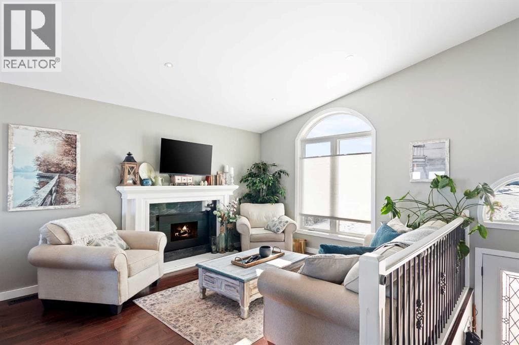 102 Hill Avenue — photo 3