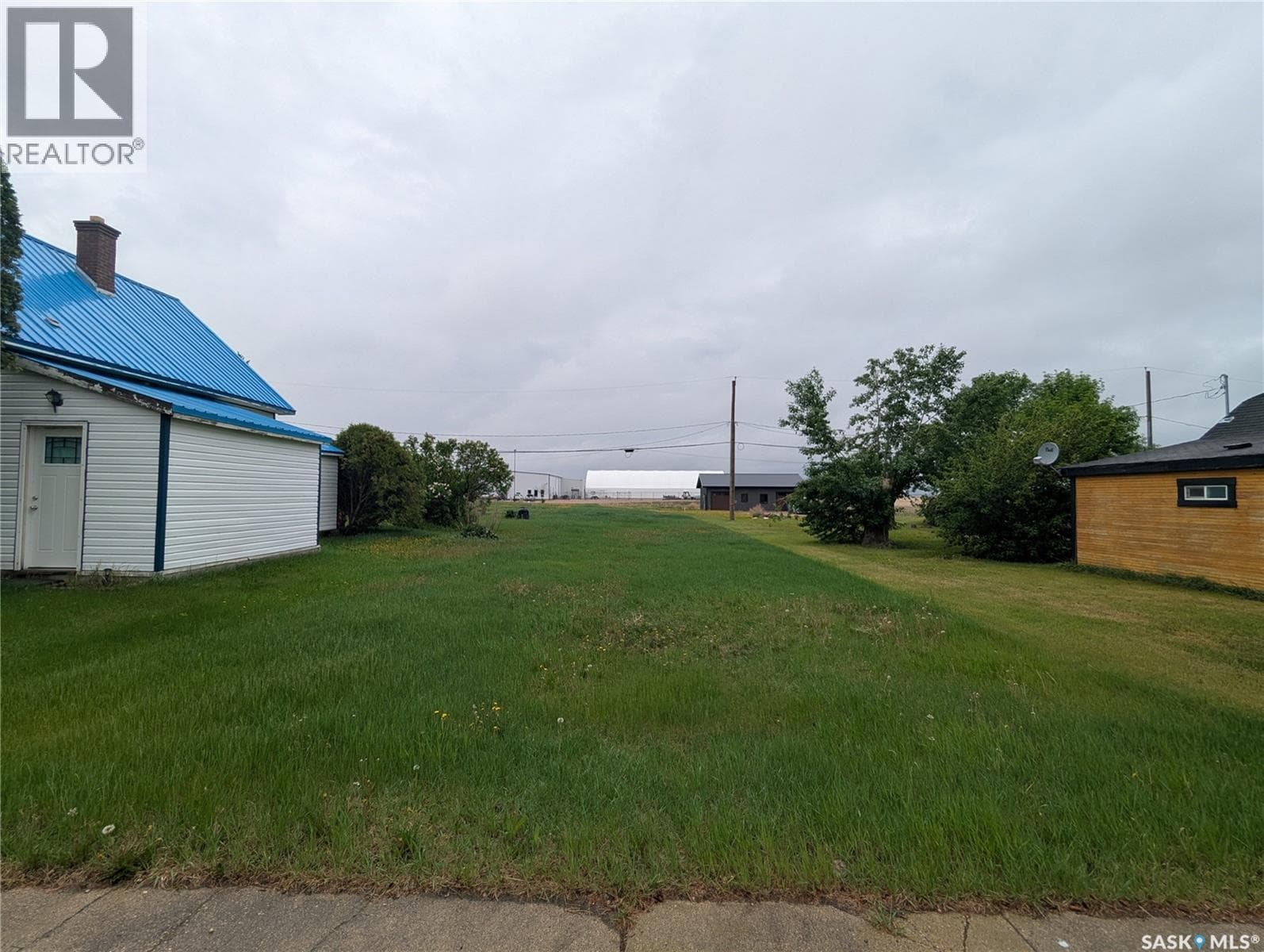 209 Lerew STREET — photo 3