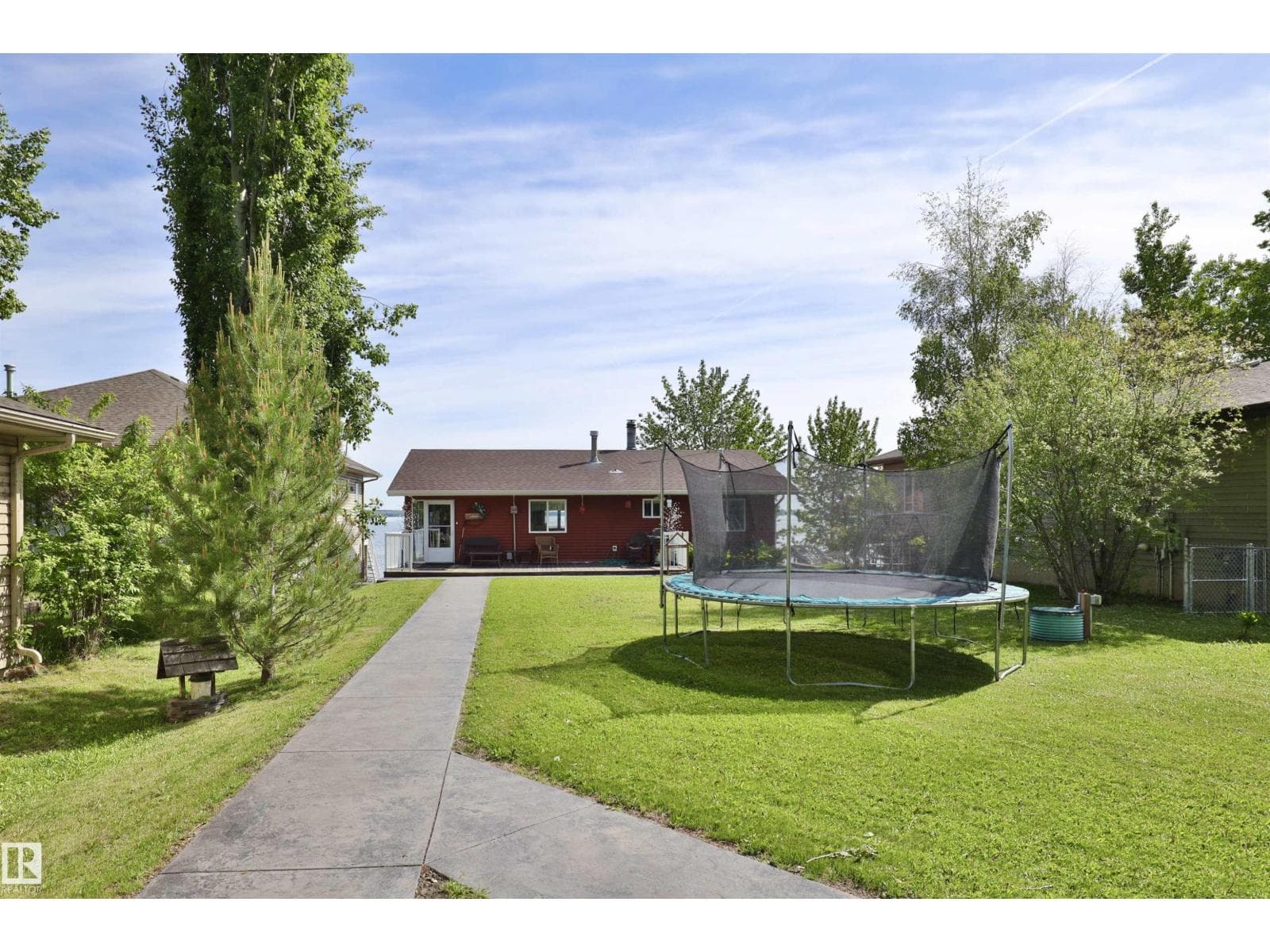 467 Poplar BA