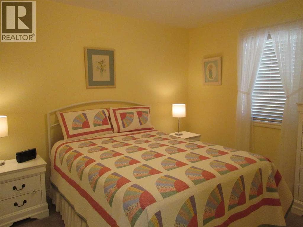 122 Chartwell Place SE — photo 4