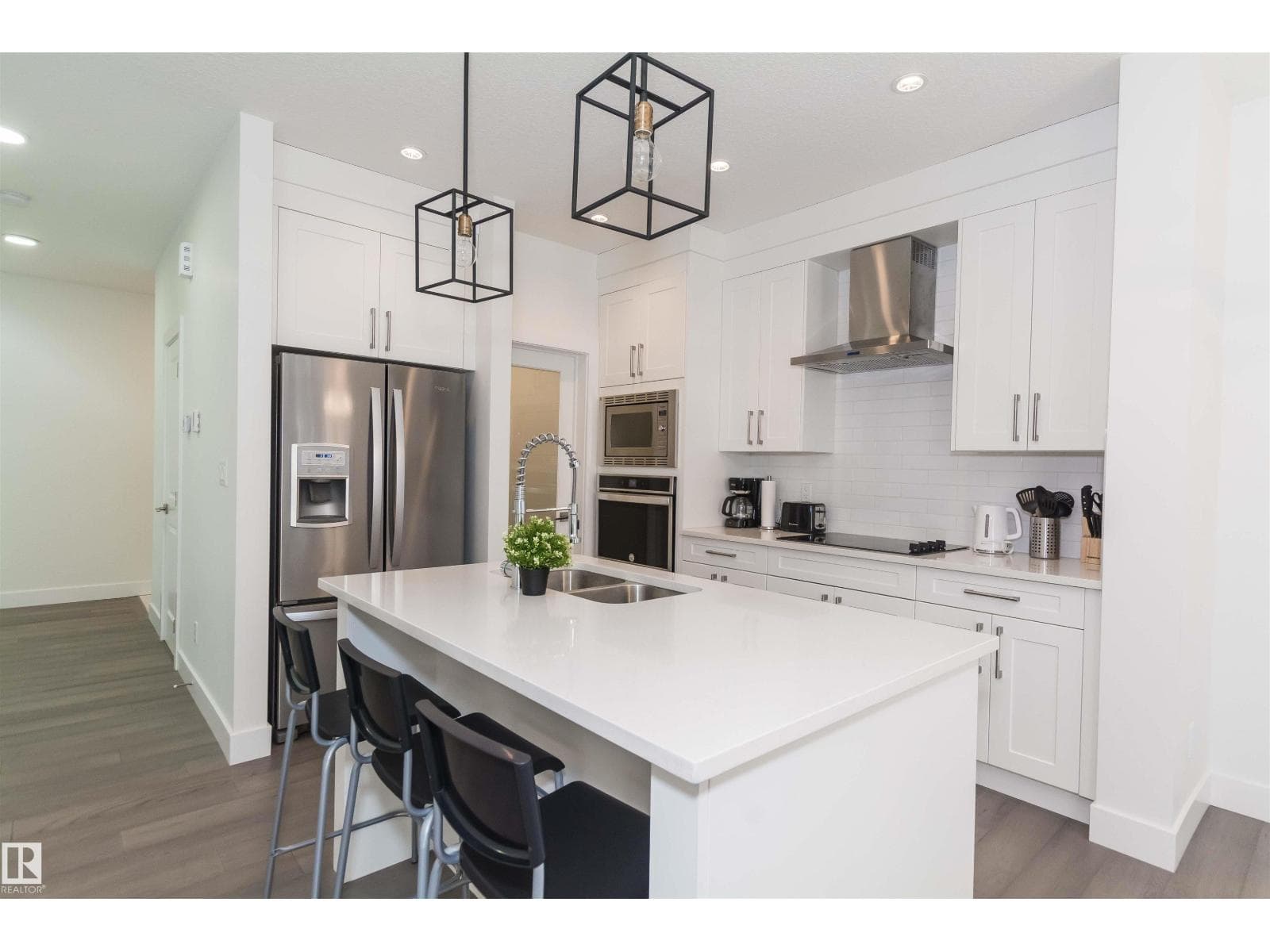 15168 16 ST NW NW — photo 3