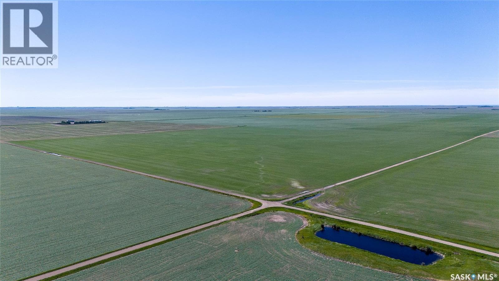 5 Quarters Grainland Near Palmer, SK (Solberg) — photo 2