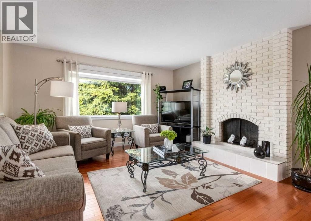 332 Pinemont Road NE — photo 4