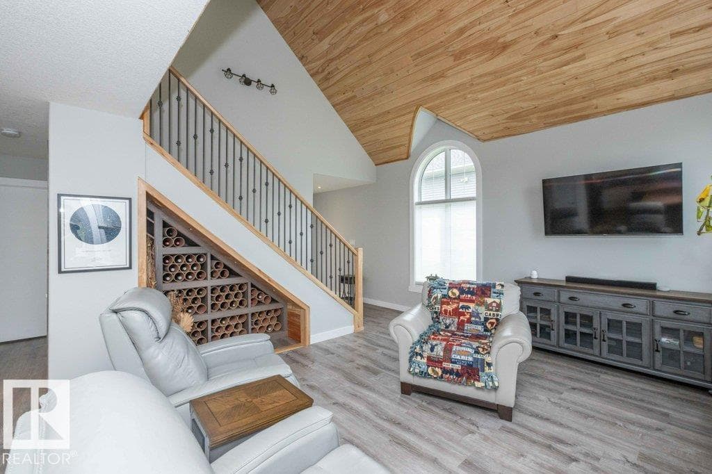 #86 160 Peace River AV — photo 5