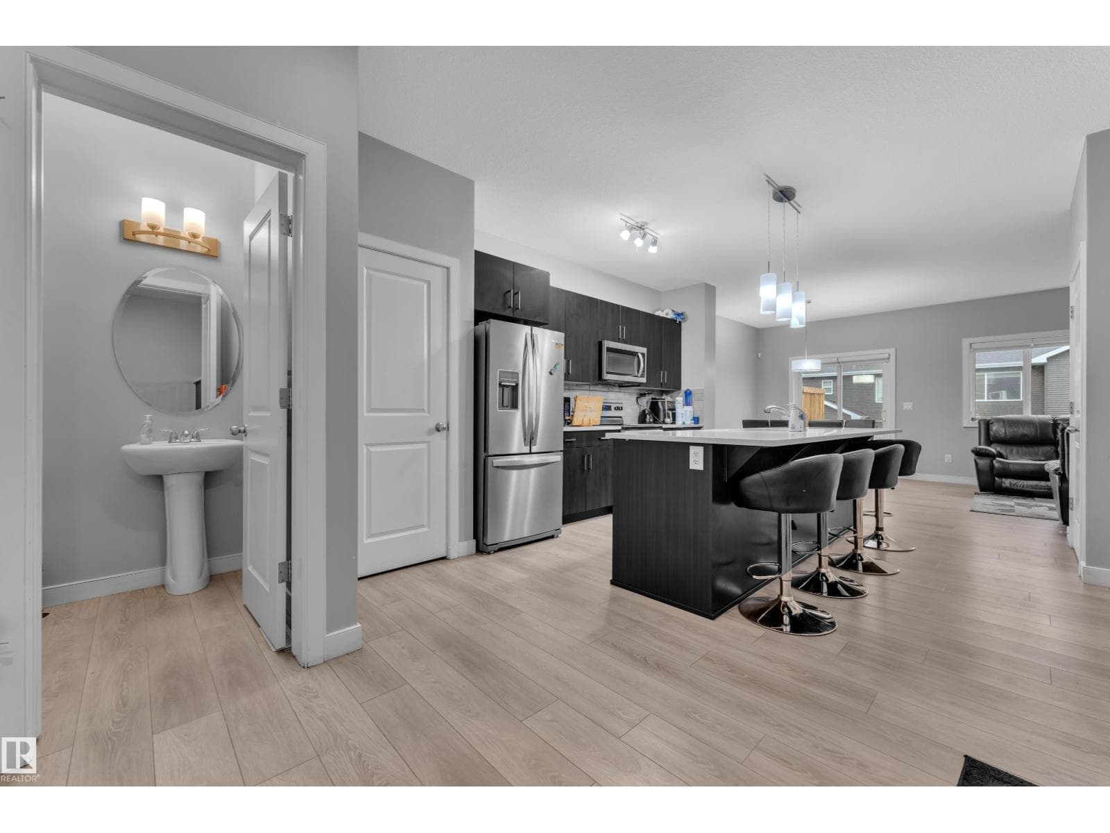 9328 PEAR LINK LI SW — photo 4