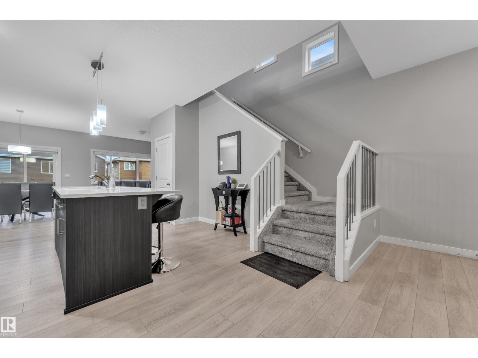 9328 PEAR LINK LI SW — photo 5