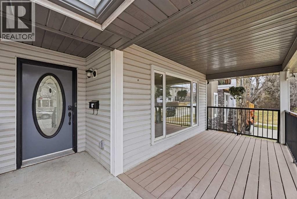 924 19 Avenue NW — photo 3