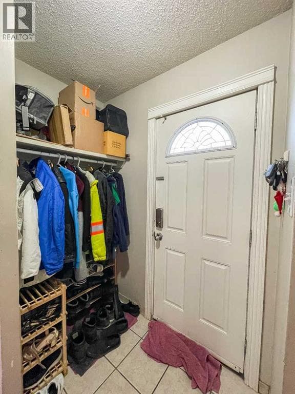 26 Moberly Crescent — photo 3