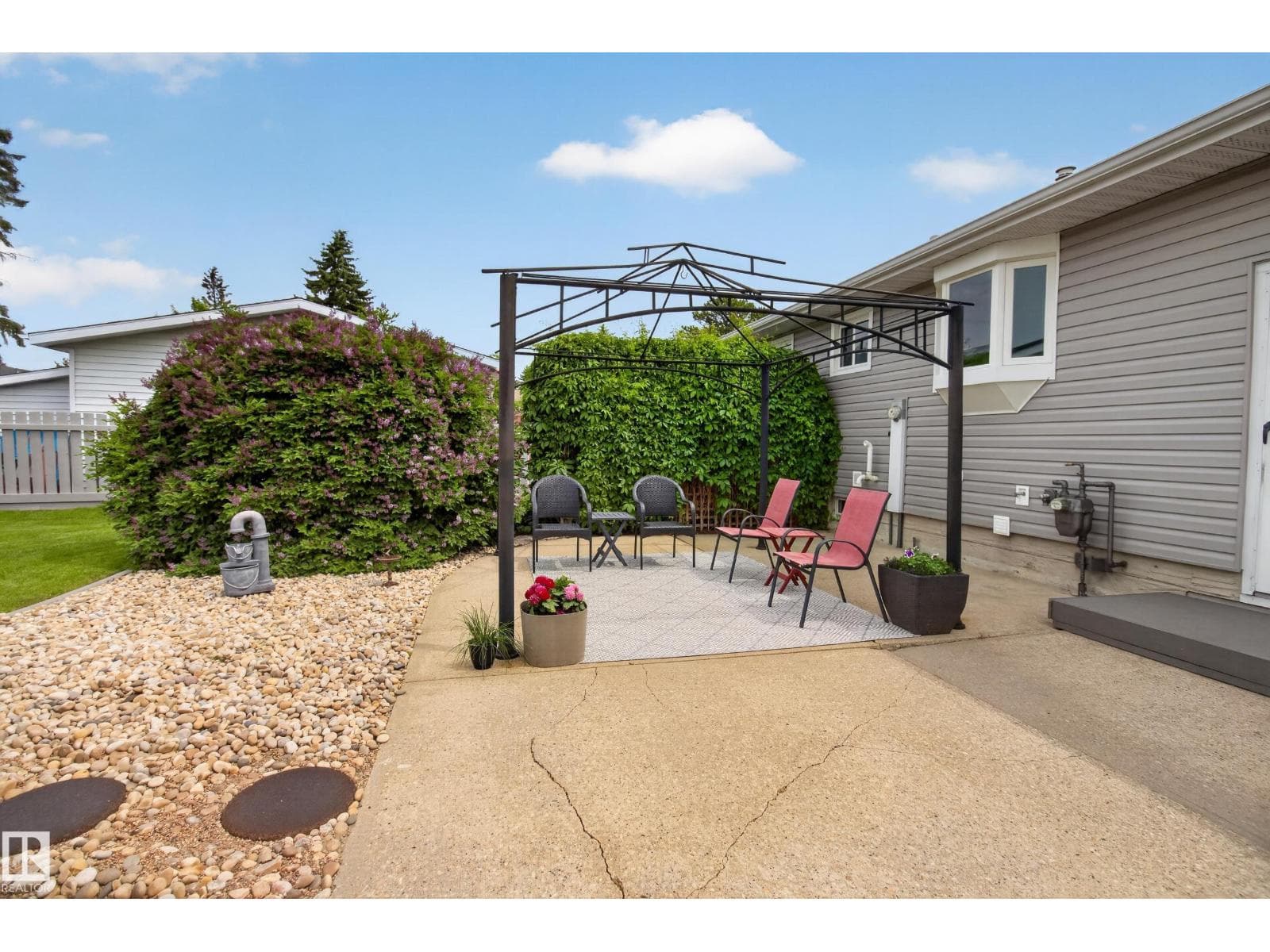 21 MILBURN CR — photo 5