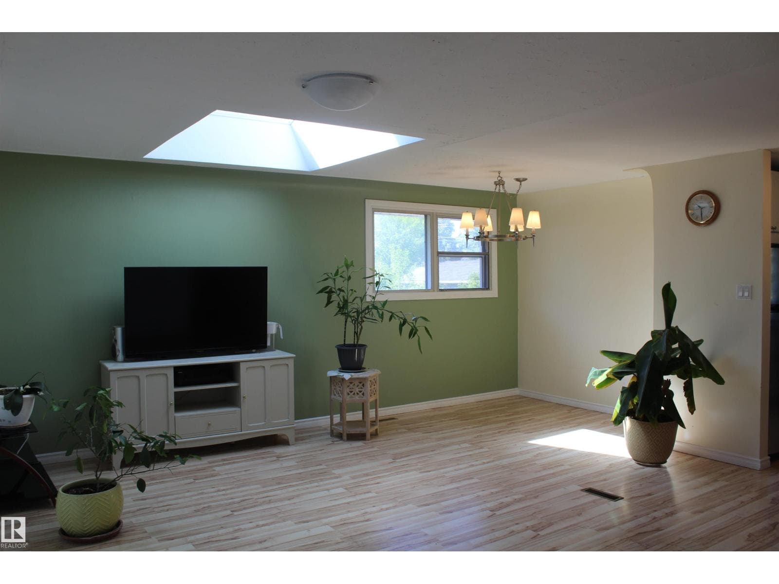 12432 134 ST NW — photo 4