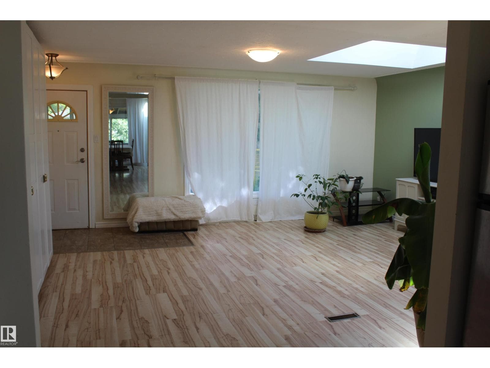 12432 134 ST NW — photo 2