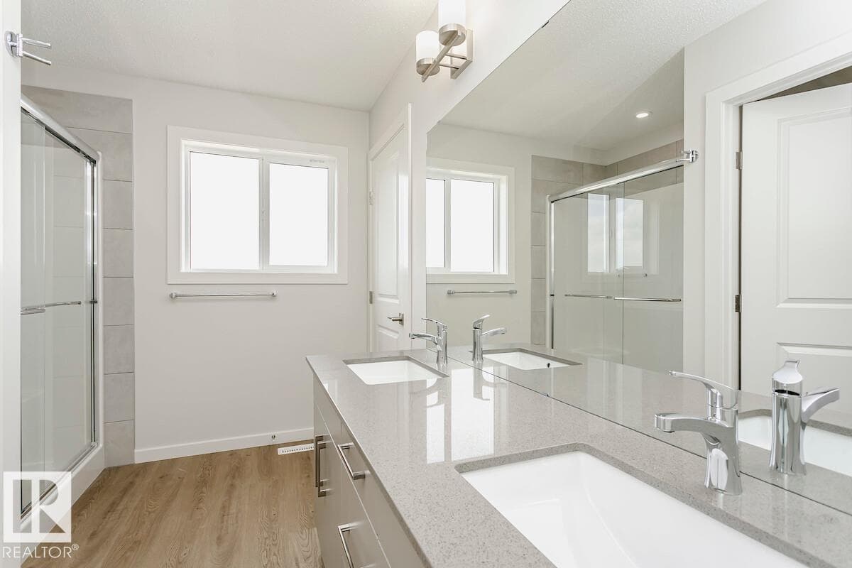 2851 64 ST SW — photo 4