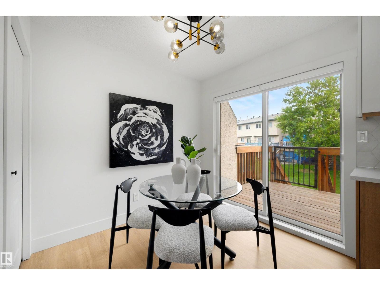 12611 47 ST NW — photo 4