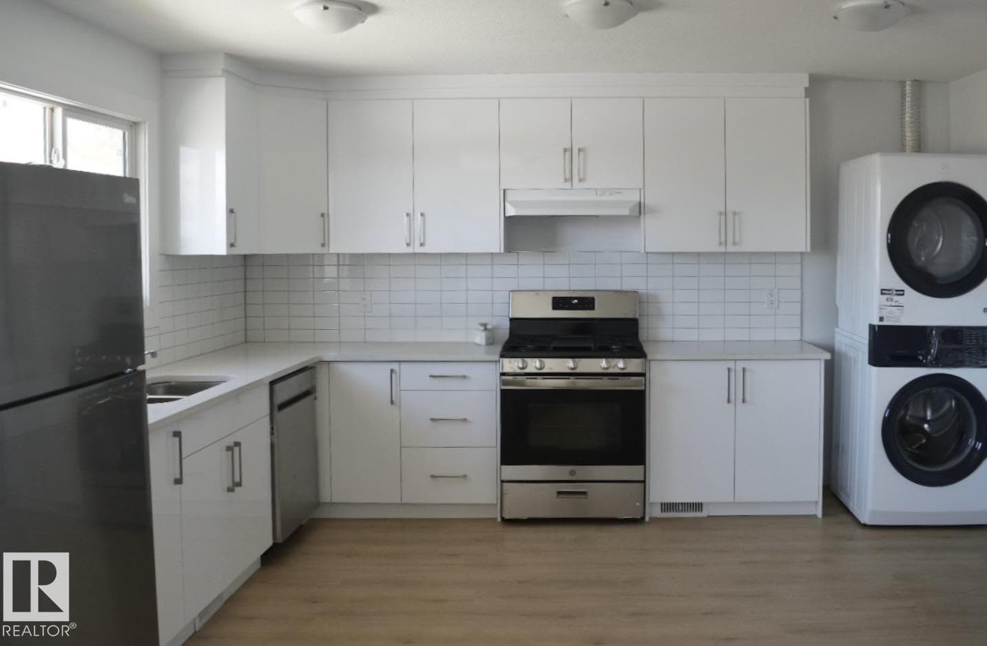 3601 53 Street — photo 3