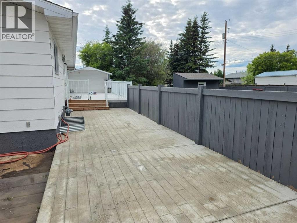 10116 104 Street — photo 3