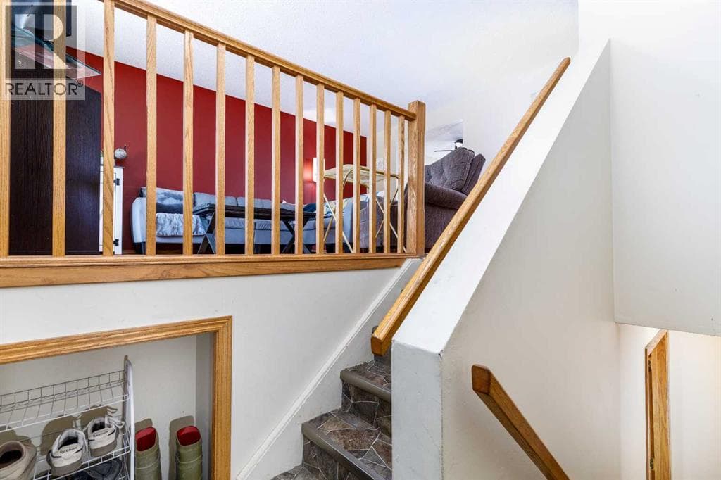 63 Mclevin Crescent — photo 4