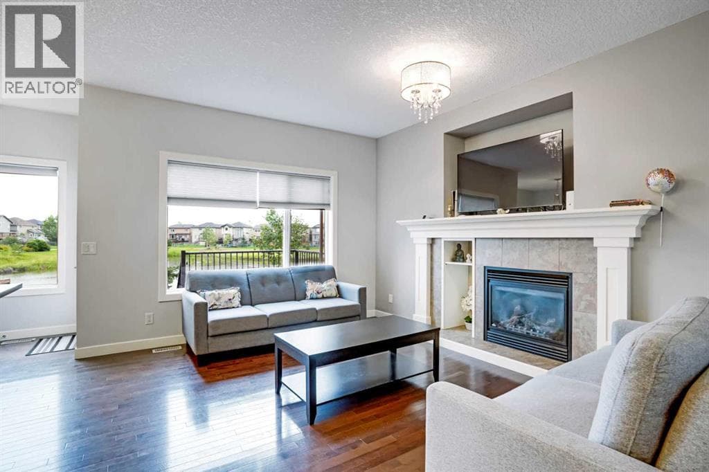 1728 Luxstone Drive SW — photo 4