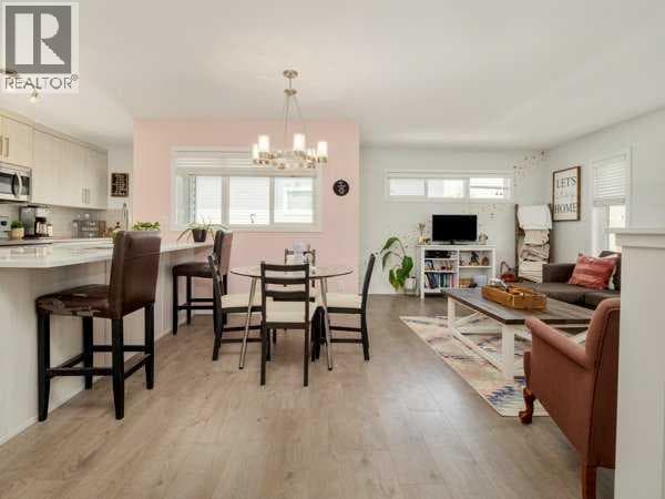 902, 210 Firelight Way W — photo 3