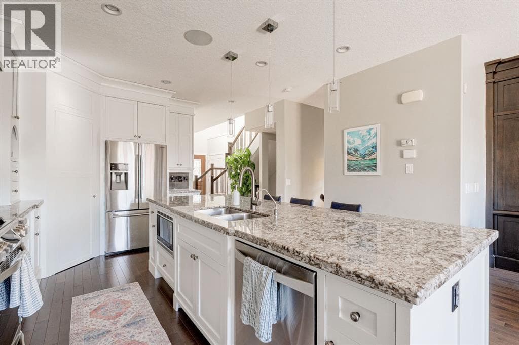 3529 3 Avenue SW — photo 3