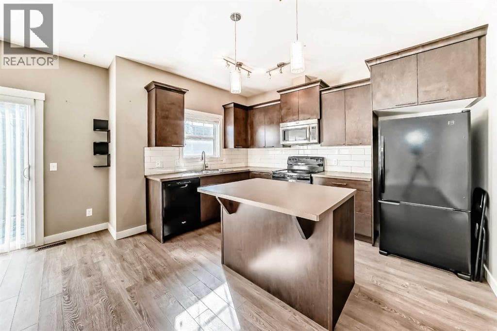 636 Skyview Ranch Grove NE — photo 5