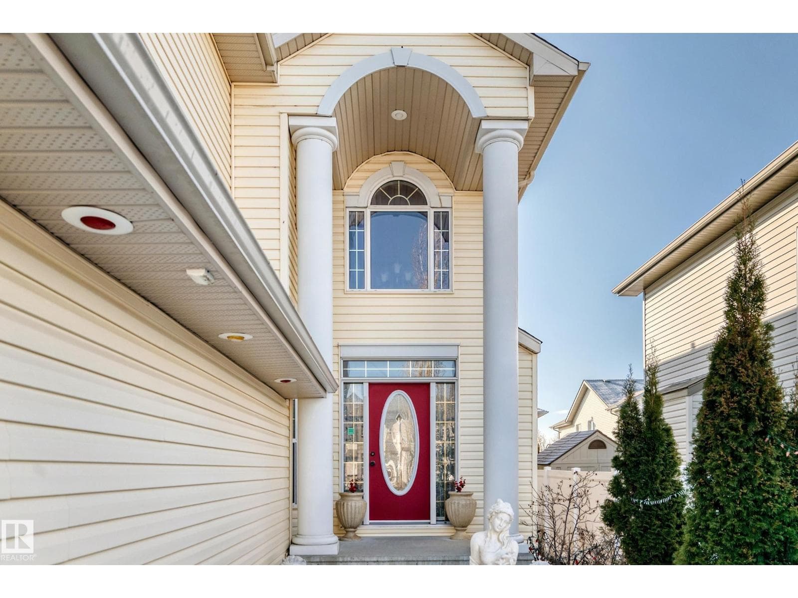 3711 163 AV NW — photo 3