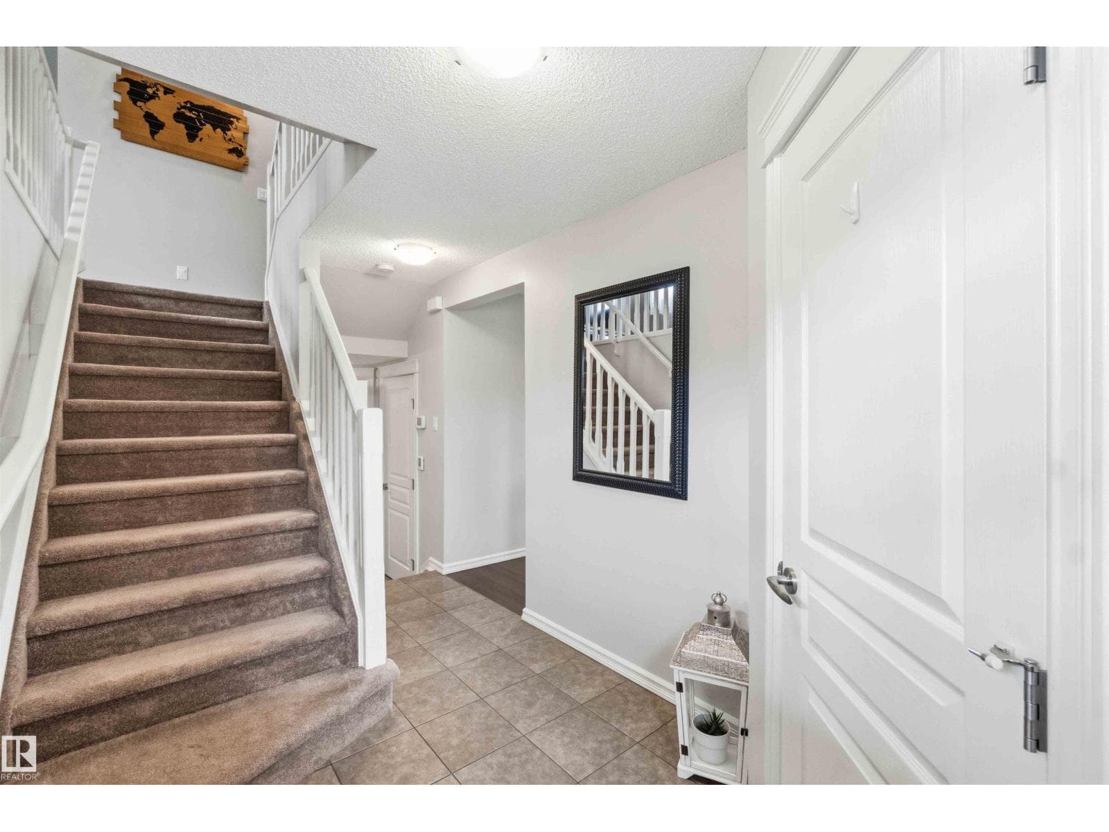 38 CRANSTON PL — photo 4