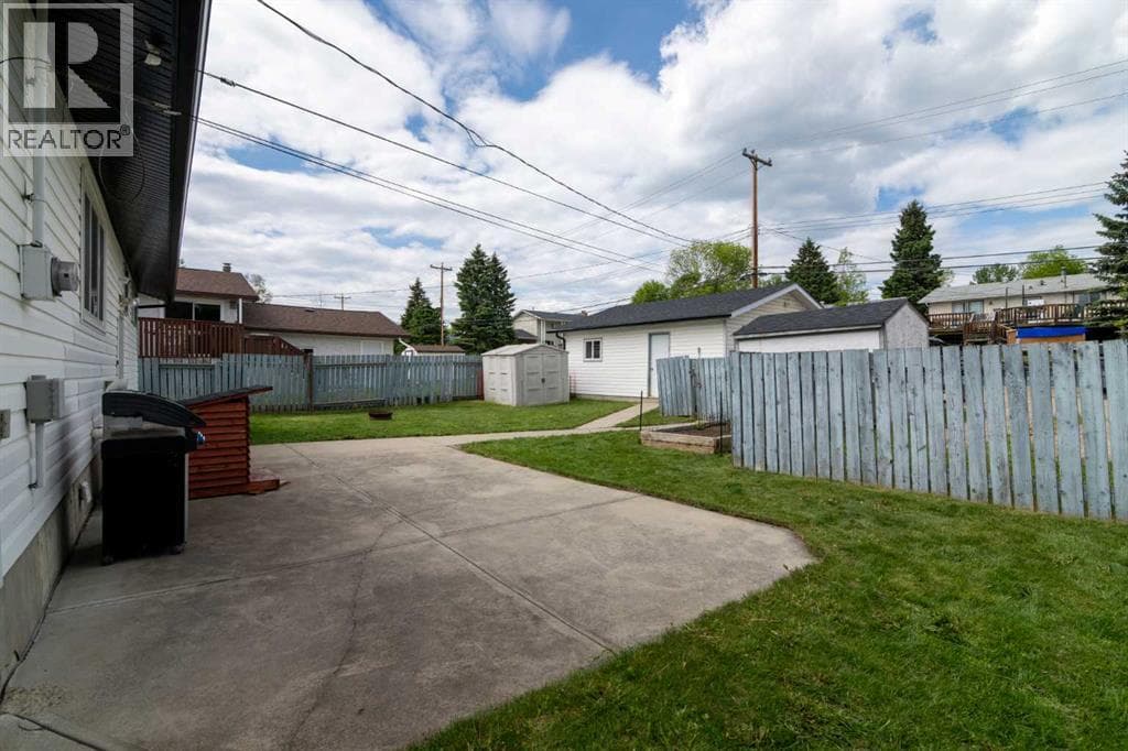 5320 12 Avenue — photo 5
