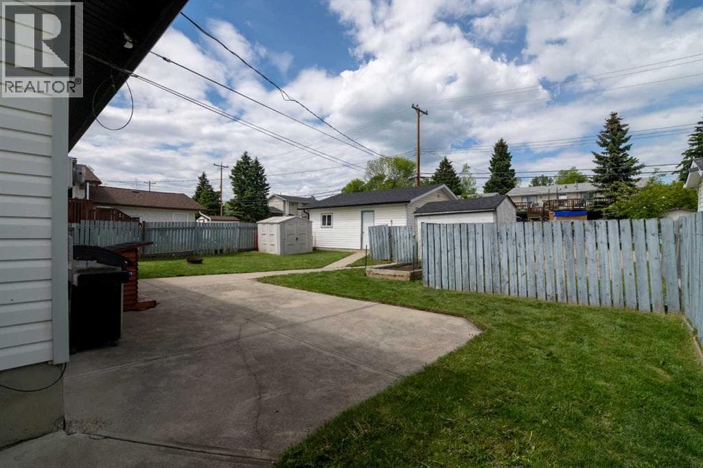 5320 12 Avenue — photo 4