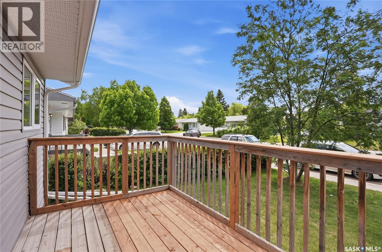 84 Byers CRESCENT — photo 2