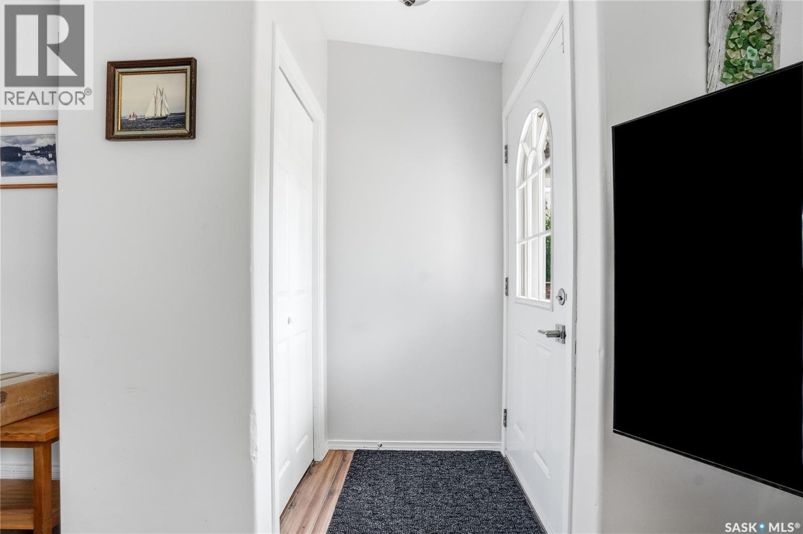 84 Byers CRESCENT — photo 3
