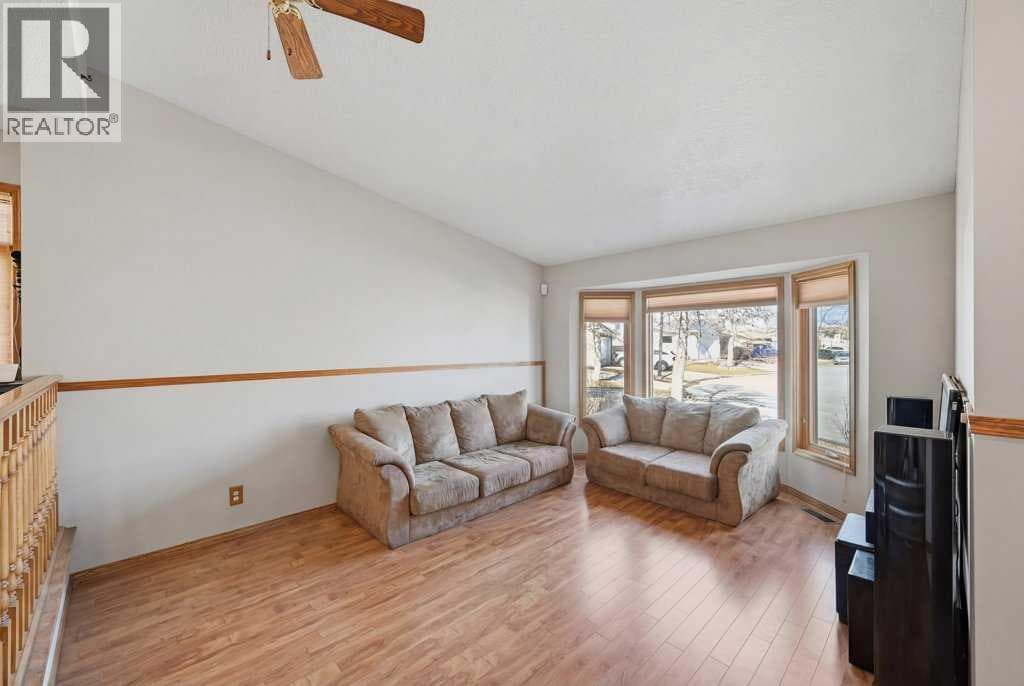 119 Macewan Meadow Way NW — photo 4