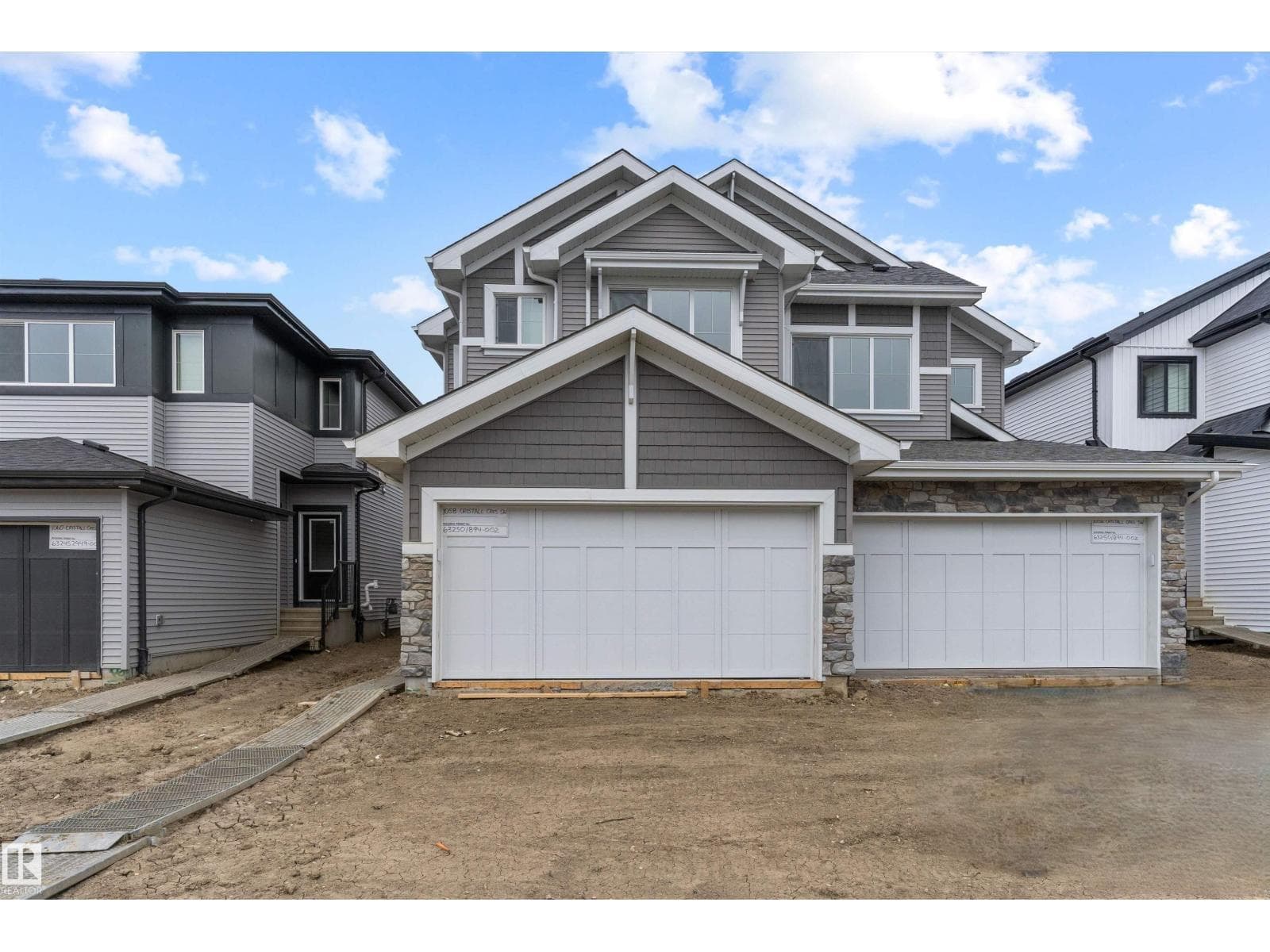 1058 CRISTALL CR SW