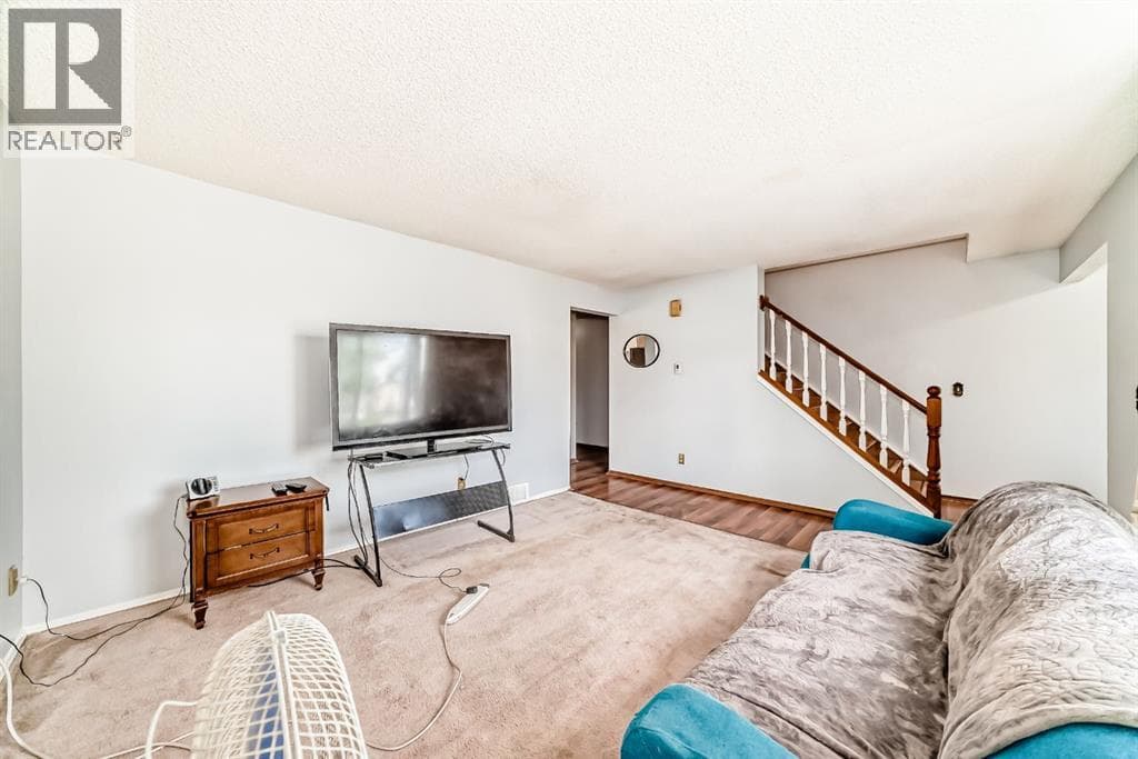 411 Abadan Place NE — photo 4