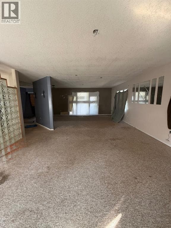 4909 51 Street — photo 3