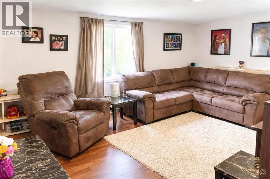 32 RIVER VALLEY ESTATES — photo 3