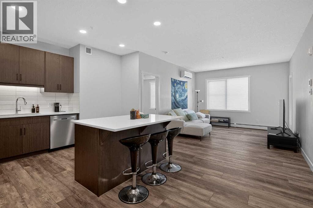 301, 55 Wolf Hollow Crescent SE